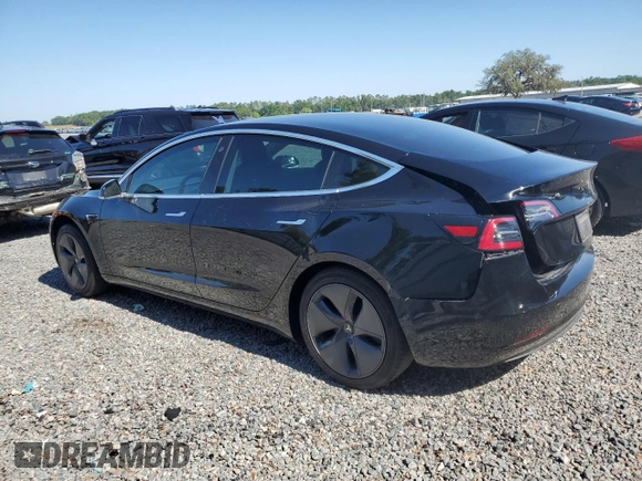 2020 Tesla Model 3 Standard Range Plus z VIN 5YJ3E1EA7LF606441, wystawiony jako Copart lot #53382915 z przebiegiem 56 113 mil mil oraz Szkoda całkowita • Salvage title. Historia ofert i sprzedaży dostępna na DreamBid. Obrazek 2.