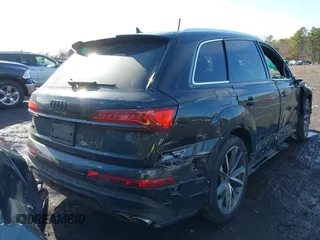 2022 Audi SQ7 Premium Plus z VIN WA1AWBF77ND004382, wystawiony jako IAAI lot #41537565 z przebiegiem 49 833 mil mil oraz . Historia ofert i sprzedaży dostępna na DreamBid. Obrazek 16.