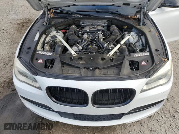 2015 BMW 7 Series 750Li with VIN WBAYE8C56FD780949, listed as a Copart auction lot 85638034 with 95,259 mi miles and Clean Title. Bid and sale history available at carsss.com. Image 11.