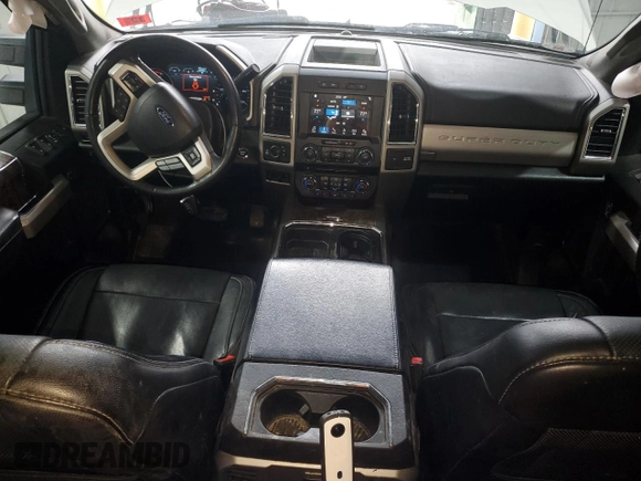 2018 Ford F-350 XL z VIN 1FT8W3BT0JEC03730, wystawiony jako Copart lot #48977245 z przebiegiem 170 202 mil mil oraz Szkoda całkowita • Salvage title. Historia ofert i sprzedaży dostępna na DreamBid. Obrazek 8.