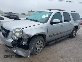 2014 GMC Yukon XL SLT with VIN 1GKS1KE08ER188302, listed as a IAAI auction lot 41531485 with 196,810 mi miles. Bid and sale history available at carsss.com. Image 20.