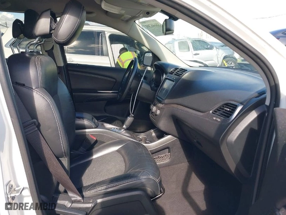 2015 Dodge Journey Crossroad with VIN 3C4PDCGB4FT713815, listed as a IAAI auction lot 38648701 with 98,618 mi miles. Bid and sale history available at carsss.com. Image 5.