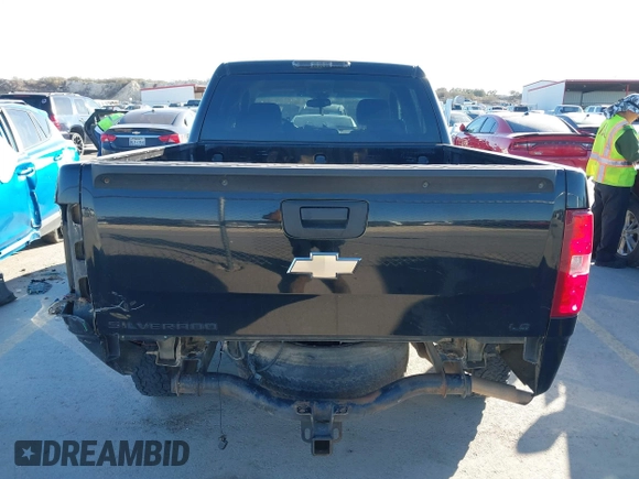 2009 Chevrolet Silverado 1500 LS with VIN 3GCEC13C49G267921, listed as a IAAI auction lot 41723468 with 150,075 mi miles and . Bid and sale history available at DreamBid. Image 6.
