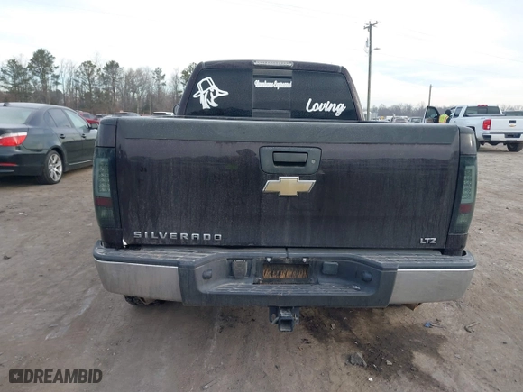 2009 Chevrolet Silverado 1500 LTZ with VIN 1GCEK39J09Z200009, listed as a IAAI auction lot 41414164 with 192,030 mi miles. Bid and sale history available at carsss.com. Image 16.