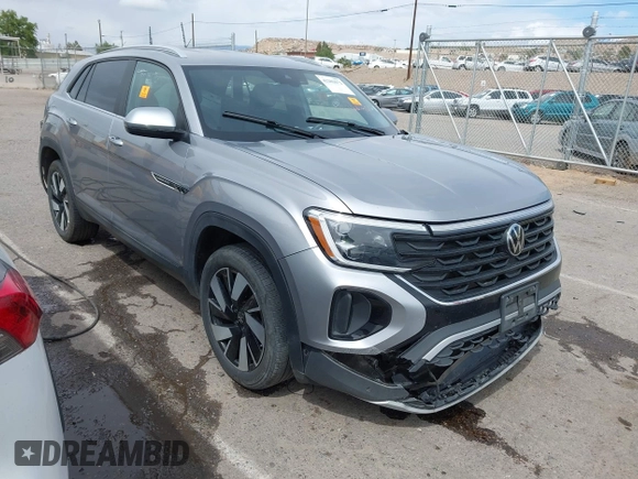 2024 Volkswagen Atlas SE с VIN 1V2HE2CA9RC235656, выставлен на аукционе IAAI как лот 42203072 с пробегом 31 500 миль миль и . История ставок и продаж доступна на DreamBid. Изображение 1.