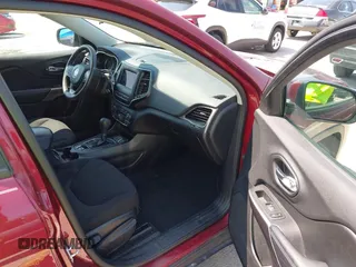 2020 Jeep Cherokee Latitude with VIN 1C4PJLCB4LD615142, listed as a IAAI auction lot 42116038 with 52,250 mi miles and . Bid and sale history available at DreamBid. Image 5.