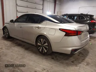 2019 Nissan Altima 2.5 SL with VIN 1N4BL4EV9KC199746, listed as a IAAI auction lot 41791017 with 86,064 mi miles. Bid and sale history available at carsss.com. Image 3.