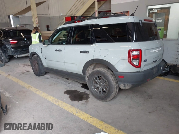2021 Ford Bronco Sport Big Bend with VIN 3FMCR9B63MRA71400, listed as a IAAI auction lot 41940038 with 49,482 mi miles and . Bid and sale history available at DreamBid. Image 3.
