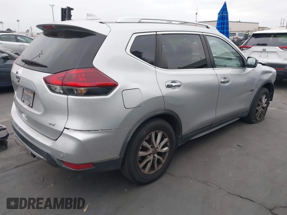 2019 Nissan Rogue SV with VIN KNMAT2MT3KP531635, listed as a IAAI auction lot 42043818 with 147,068 mi miles and . Bid and sale history available at DreamBid. Image 4.