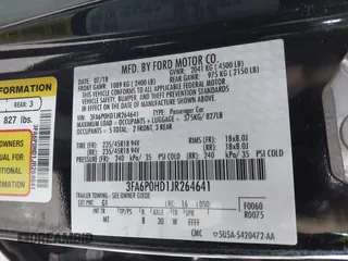 2018 Ford Fusion SE with VIN 3FA6P0HD1JR264641, listed as a IAAI auction lot 41366906 with 116,785 mi miles. Bid and sale history available at carsss.com. Image 9.