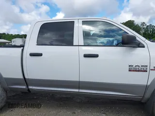 2015 Ram 2500 Tradesman с VIN 3C6UR5CL6FG639196, выставлен на аукционе IAAI как лот 42240407 с пробегом 172 557 миль миль и . История ставок и продаж доступна на DreamBid. Изображение 13.