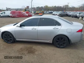 2005 Acura TSX with VIN JH4CL96985C025943, listed as a IAAI auction lot 42043506 with 146,473 mi miles and . Bid and sale history available at DreamBid. Image 14.