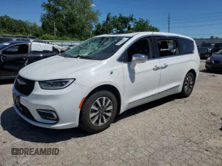 2022 Chrysler Pacifica Hybrid Limited z VIN 2C4RC1S7XNR123039, wystawiony jako Copart lot #57786915 z przebiegiem 61 616 mil mil oraz Szkoda całkowita • Salvage title. Historia ofert i sprzedaży dostępna na DreamBid. Obrazek 1.