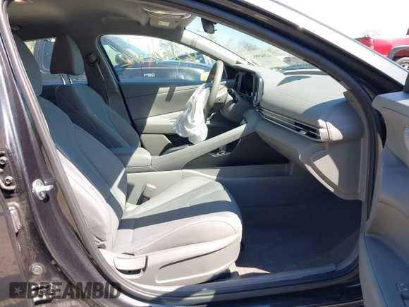 2023 Hyundai Elantra SEL with VIN 5NPLM4AG0PH104487, listed as a IAAI auction lot 42045952 with 39,575 mi miles and . Bid and sale history available at DreamBid. Image 5.