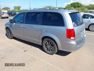 2019 Dodge Grand Caravan GT with VIN 2C4RDGEG5KR660425, listed as a IAAI auction lot 41896185 with 68,682 mi miles and . Bid and sale history available at DreamBid. Image 3.