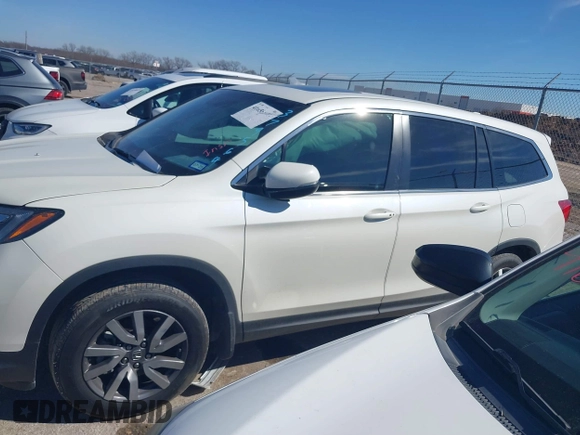 2019 Honda Pilot EX-L with VIN 5FNYF6H56KB038745, listed as a IAAI auction lot 41655643 with 29,712 mi miles. Bid and sale history available at carsss.com. Image 14.