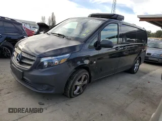 2018 Mercedes-Benz Metris Cargo with VIN WD3PG2EA3J3443129, listed as a Copart auction lot 40329324 with 53,999 mi miles and Salvage Title. Bid and sale history available at carsss.com. Image 1.