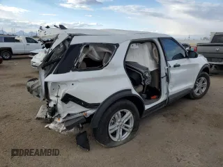 2024 Ford Explorer with VIN 1FMSK8BB9RGA49200, listed as a Copart auction lot 42966495 with 14,487 mi miles and Salvage Title. Bid and sale history available at carsss.com. Image 3.