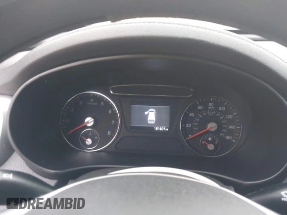 2019 Kia Sorento LX V6 with VIN 5XYPG4A51KG495866, listed as a IAAI auction lot 41599328 with 161,807 mi miles. Bid and sale history available at carsss.com. Image 7.