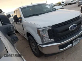 2018 Ford F-350 XL с VIN 1FT7W3AT3JEC82534, выставлен на аукционе IAAI как лот 42365679 с пробегом 172 022 миль миль и . История ставок и продаж доступна на DreamBid. Изображение 1.