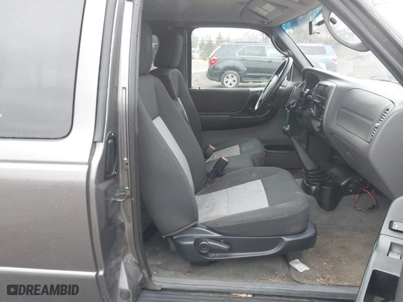 2011 Ford Ranger XLT with VIN 1FTKR4EE4BPB22817, listed as a IAAI auction lot 41710884 with 165616 miles. Bid and sale history available at carsss.com. Image 5.