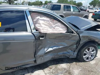 2011 Honda Accord LX-P с VIN 1HGCP2F46BA041522, выставлен на аукционе IAAI как лот 39737912 с пробегом Не указан миль и . История ставок и продаж доступна на DreamBid. Изображение 15.