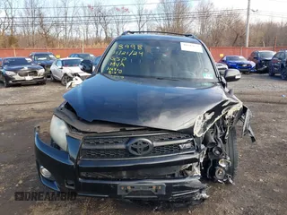 2012 Toyota RAV4 Sport with VIN JTMRK4DV6C5108998, listed as a IAAI auction lot 40942652 with 158,994 mi miles. Bid and sale history available at carsss.com. Image 12.