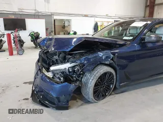 2019 BMW 5 Series 540i with VIN WBAJE5C52KWW10554, listed as a IAAI auction lot 42585059 with 71,082 mi miles and . Bid and sale history available at DreamBid. Image 6.