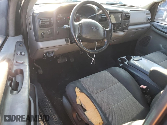 2005 Ford F-250 XL with VIN 1FTSX21505EA54080, listed as a Copart auction lot 70567804 with 283,955 mi miles and Salvage Title. Bid and sale history available at DreamBid. Image 8.