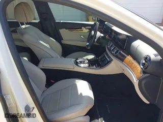 2017 Mercedes-Benz E-Class E 300 Luxury with VIN WDDZF4JB9HA036925, listed as a IAAI auction lot 41761755 with 88,712 mi miles. Bid and sale history available at carsss.com. Image 5.