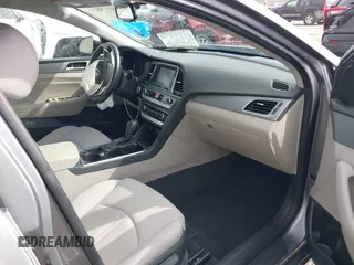 2018 Hyundai Sonata SEL with VIN 5NPE34AF7JH641934, listed as a IAAI auction lot 41879824 with 23,958 mi miles and . Bid and sale history available at DreamBid. Image 5.