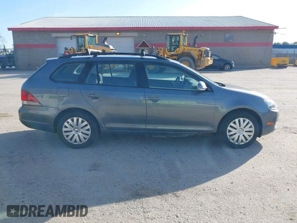 2010 Volkswagen Jetta SportWagen S with VIN 3VWKZ7AJ0AM667497, listed as a IAAI auction lot 42151709 with 109,119 mi miles. Bid and sale history available at carsss.com. Image 14.