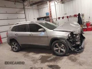2019 Jeep Cherokee Limited with VIN 1C4PJMDX4KD217959, listed as a IAAI auction lot 41521547 with 30,153 mi miles and . Bid and sale history available at DreamBid. Image 14.