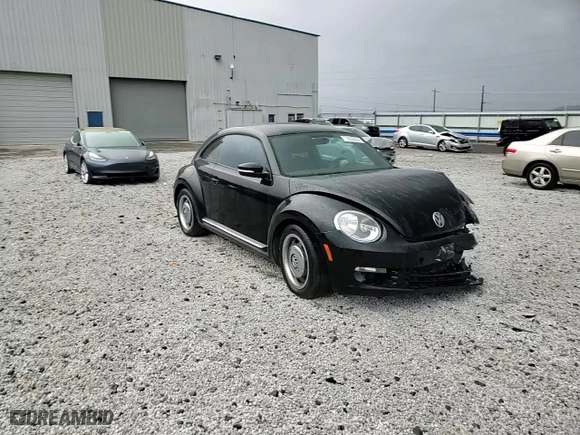 2012 Volkswagen Beetle 2.5L PZEV with VIN 3VWJP7AT8CM639839, listed as a Copart auction lot 76036394 with 0 mi miles and Salvage Title. Bid and sale history available at carsss.com. Image 11.