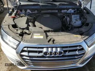 2020 Audi Q5 Premium z VIN WA1ANAFY3L2013367, wystawiony jako Copart lot #57328025 z przebiegiem Nie podano mil oraz Szkoda całkowita • Salvage title. Historia ofert i sprzedaży dostępna na DreamBid. Obrazek 11.