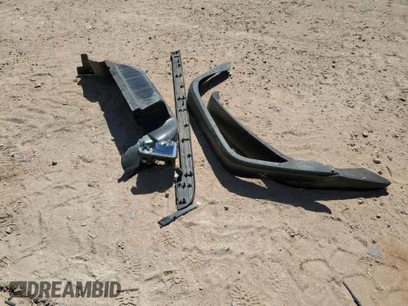 2022 Jeep Gladiator Texas Trail z VIN 1C6HJTAG8NL120557, wystawiony jako Copart lot #47624085 z przebiegiem 9 232 mil mil oraz Szkoda całkowita • Salvage title. Historia ofert i sprzedaży dostępna na DreamBid. Obrazek 12.