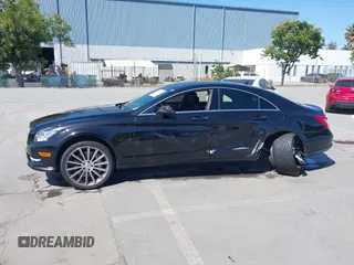 2014 Mercedes-Benz CLS 550 z VIN WDDLJ7DB7EA102563, wystawiony jako IAAI lot #42315122 z przebiegiem 92 934 mil mil oraz . Historia ofert i sprzedaży dostępna na DreamBid. Obrazek 14.