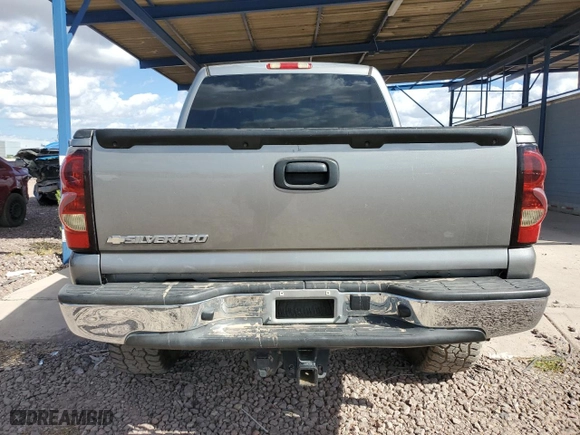 2007 Chevrolet Silverado 1500 Classic LS with VIN 2GCEK13V471112005, listed as a Copart auction lot 71634824 with 136,134 mi miles and Salvage Title. Bid and sale history available at carsss.com. Image 6.