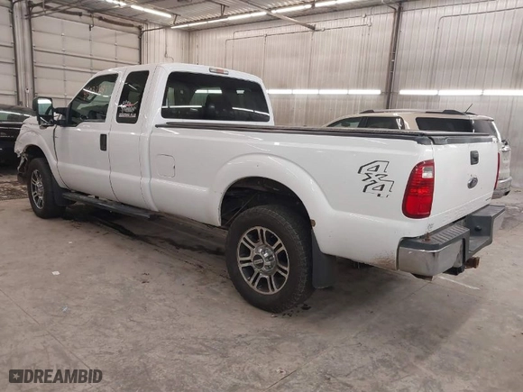2012 Ford Super Duty F-250 SRW XL with VIN 1FT7X2B69CED00361, listed as a IAAI auction lot 41037285 with 298,507 mi miles. Bid and sale history available at carsss.com. Image 3.