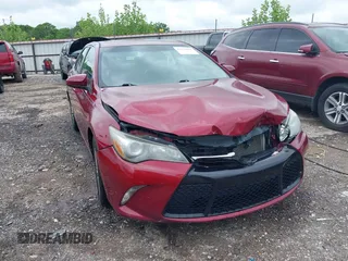 2015 Toyota Camry XLE z VIN 4T1BF1FK2FU909179, wystawiony jako IAAI lot #42178656 z przebiegiem 85 424 mil mil oraz . Historia ofert i sprzedaży dostępna na DreamBid. Obrazek 1.