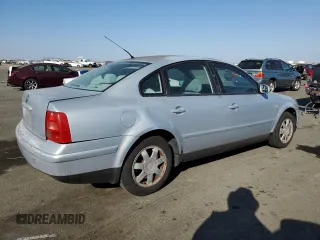 2001 Volkswagen Passat z VIN WVWAC63B41P013693, wystawiony jako Copart lot #74254064 z przebiegiem 106 707 mil mil oraz Szkoda całkowita • Salvage title. Historia ofert i sprzedaży dostępna na DreamBid. Obrazek 3.