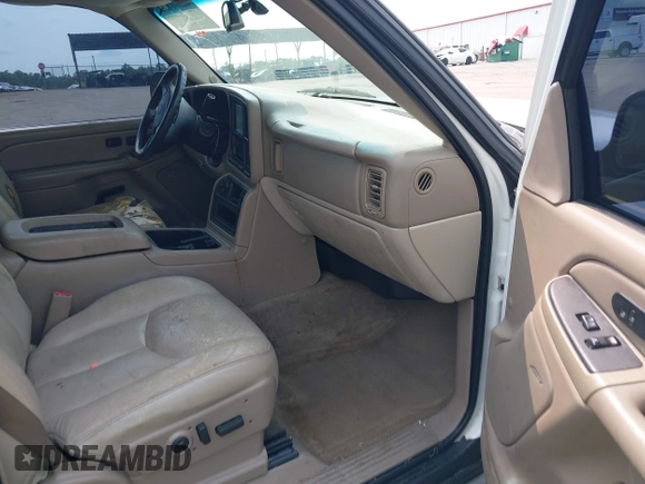 2005 Chevrolet Tahoe Z71 with VIN 1GNEC13T55R229552, listed as a IAAI auction lot 42391832 with 173,633 mi miles and . Bid and sale history available at DreamBid. Image 5.