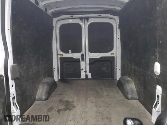 2023 Ford Transit Cargo с VIN 1FTBR2C80PKC00192, выставлен на аукционе Copart как лот 82952724 с пробегом 30 783 миль миль и Чистый • Clean title. История ставок и продаж доступна на DreamBid. Изображение 10.