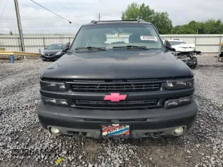 2004 Chevrolet Tahoe Z71 with VIN 1GNEK13ZX4R315428, listed as a Copart auction lot 62396905 with 280,003 mi miles and Salvage title. Bid and sale history available at DreamBid. Image 5.