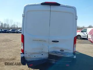2019 Ford Transit z VIN 1FTYR1CM6KKB81786, wystawiony jako IAAI lot #41638685 z przebiegiem 87 476 mil mil oraz . Historia ofert i sprzedaży dostępna na DreamBid. Obrazek 16.