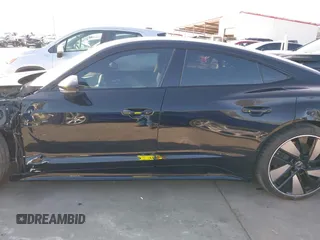 2024 Audi e-tron GT Prestige z VIN WAUEJBFW6R7002606, wystawiony jako IAAI lot #41797047 z przebiegiem 6 184 mil mil oraz . Historia ofert i sprzedaży dostępna na DreamBid. Obrazek 15.