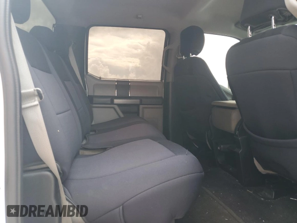 2017 Ford F-150 XL с VIN 1FTEW1CG7HKC85220, выставлен на аукционе Copart как лот 62998295 с пробегом 100 158 миль миль и Списание • Salvage title. История ставок и продаж доступна на DreamBid. Изображение 10.