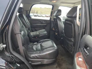 2008 Cadillac Escalade z VIN 1GYFK63888R152005, wystawiony jako Copart lot #54179325 z przebiegiem 208 059 mil mil oraz Szkody całkowita. Historia ofert i sprzedaży dostępna na DreamBid. Obrazek 11.