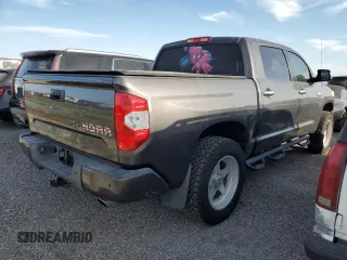 2016 Toyota Tundra Platinum z VIN 5TFGW5F11GX211574, wystawiony jako Copart lot #75138854 z przebiegiem 58 044 mil mil oraz Szkoda całkowita • Salvage title. Historia ofert i sprzedaży dostępna na DreamBid. Obrazek 3.