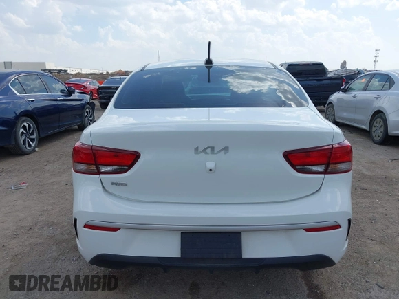 2023 Kia Rio S z VIN 3KPA24AD7PE550899, wystawiony jako IAAI lot #41882407 z przebiegiem 24 966 mil mil oraz . Historia ofert i sprzedaży dostępna na DreamBid. Obrazek 16.